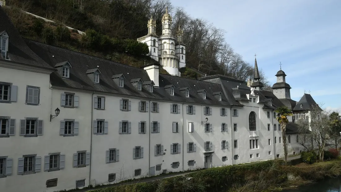 Reconnaissance de fautes par la congrégation de Bétharram après des décennies d'abus