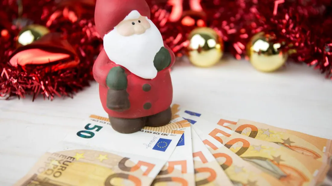 Prime de noël : vérifiez votre éligibilité pour plus de 500 euros !