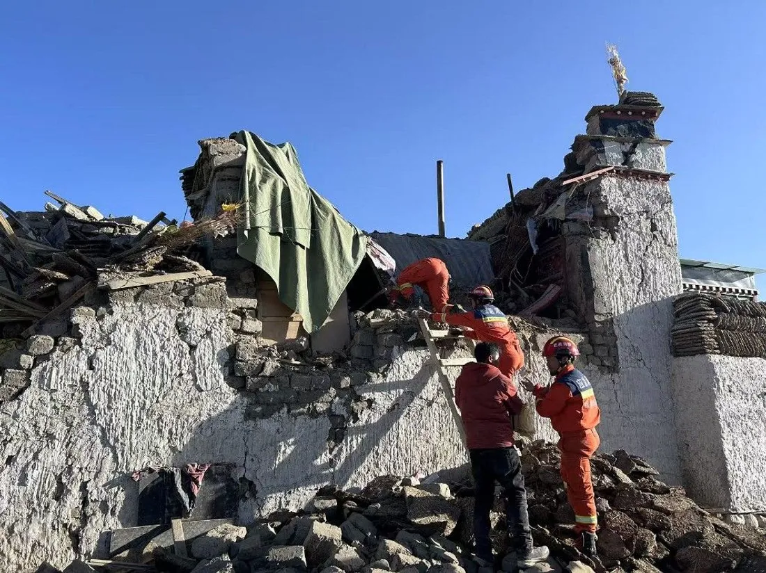 Séisme dévastateur au Tibet : un bilan lourd et des destructions massives