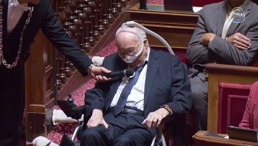 Un sénateur souffrant de la maladie de Charcot plaide pour une meilleure prise en charge