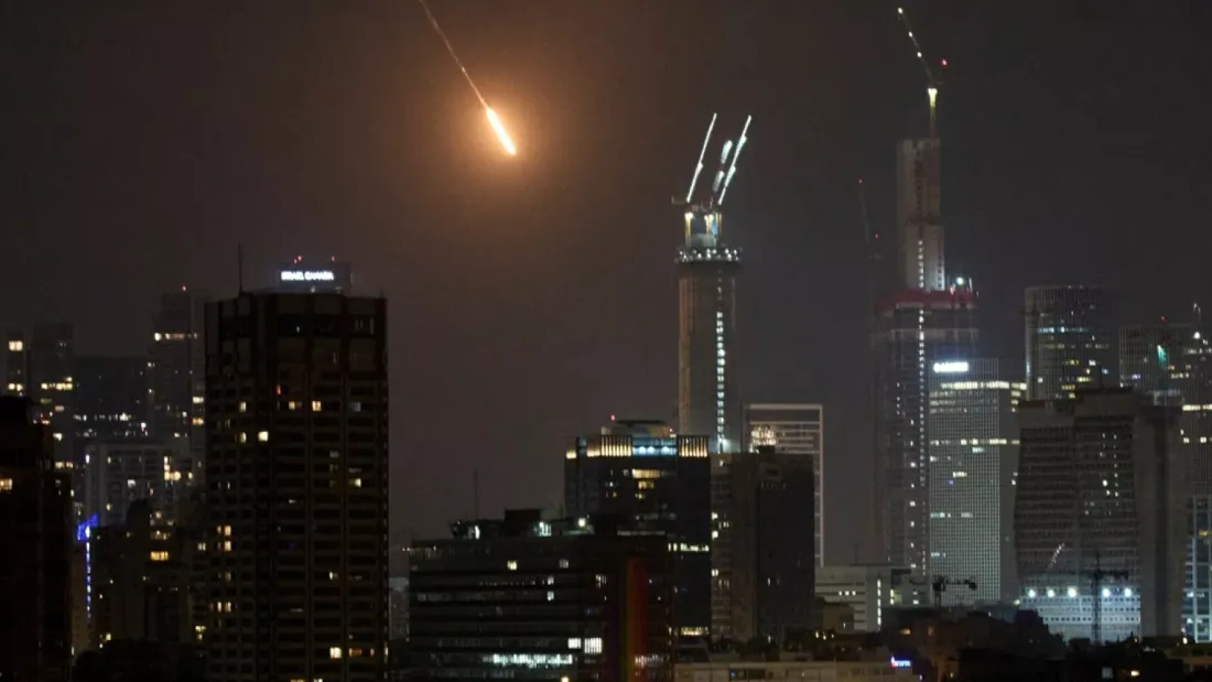 Escalade au Moyen-Orient : Missiles hypersoniques Iraniens frappent Israël