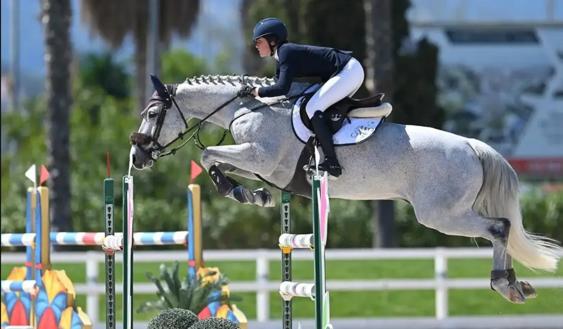 Sira Martinez, la fille de Luis Enrique, en Selle pour les Olympiades: La quête d'une championne 