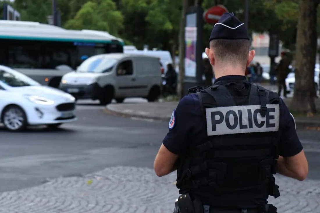 Des policiers pris pour cible à Choisy-le-Roi, trois individus arrêtés