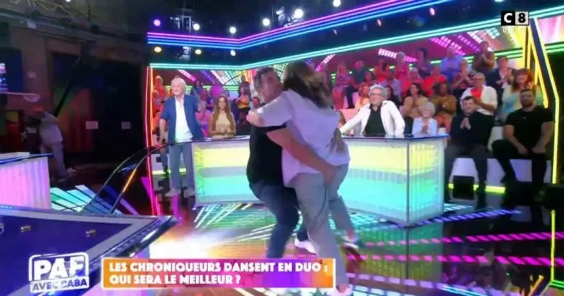 TPMP : le choc en direct ! Alex Goude met une main aux fesses à Valérie Bénaïm