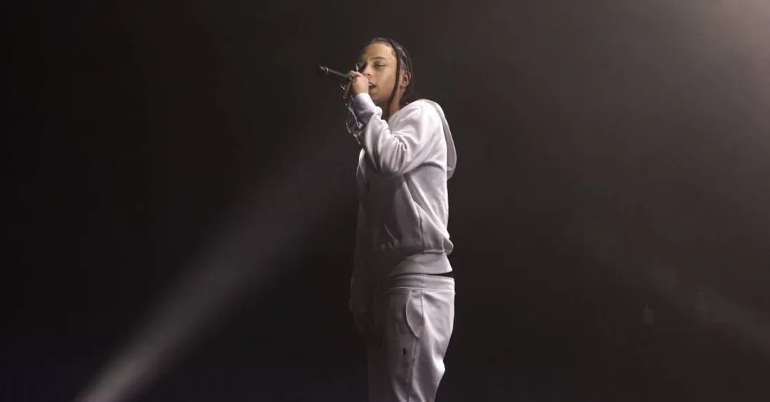 Favé annonce un concert à l'Accor Arena en 2026