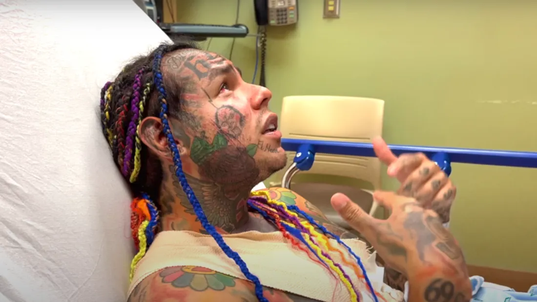 6ix9ine agressé : il s'exprime pour la première fois (VIDÉO)