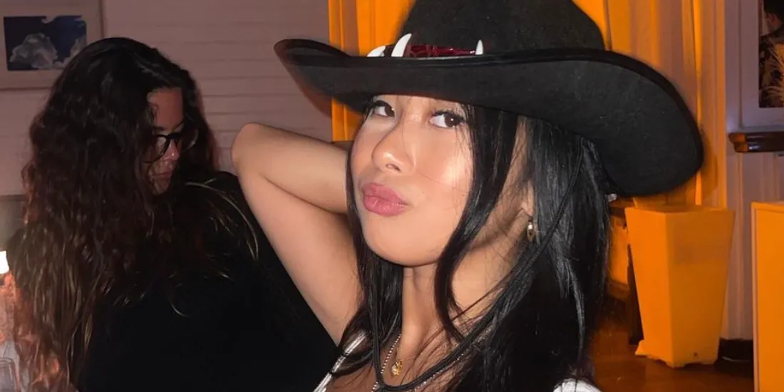 Jade Hallyday apparaît « complètement shootée » le jour de ses 19 ans !