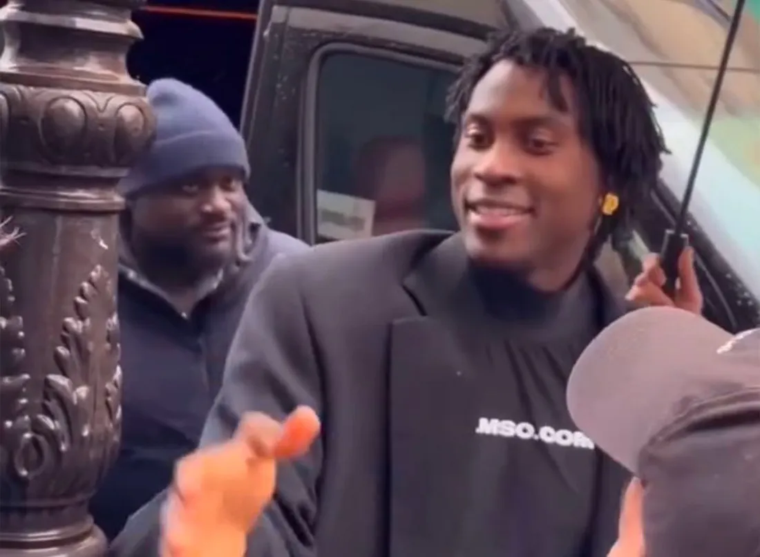 Damso dévoile un nouvel extrait qui devient déjà viral lors d'une session studio !