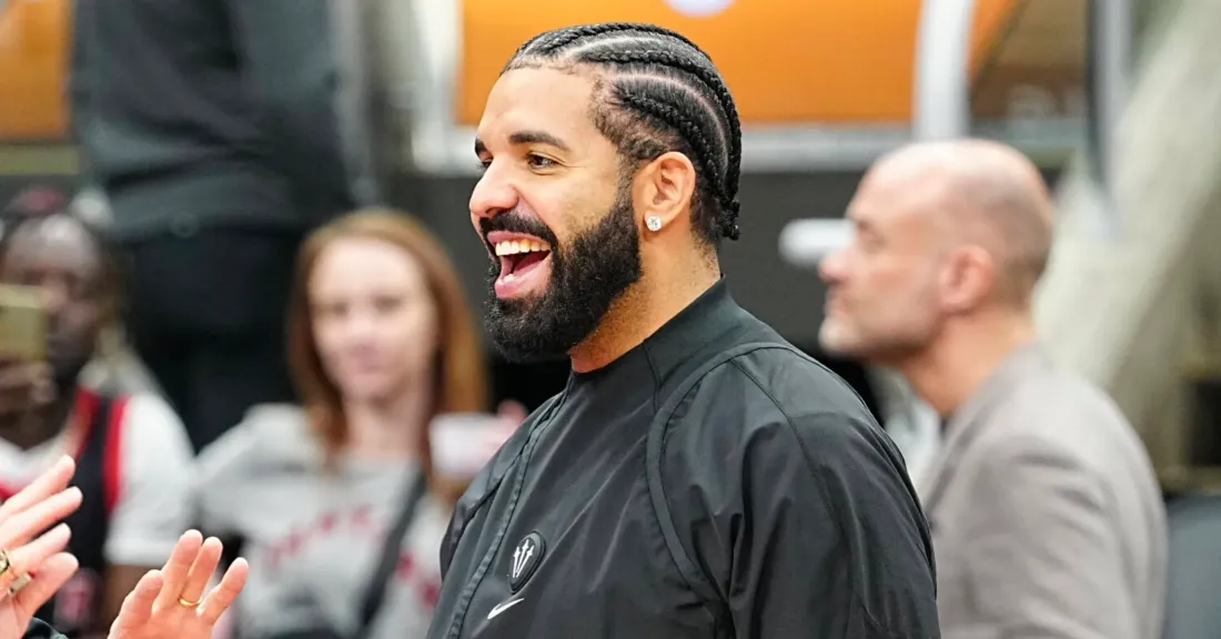 Qui est la cible de Drake dans son dernier freestyle ?