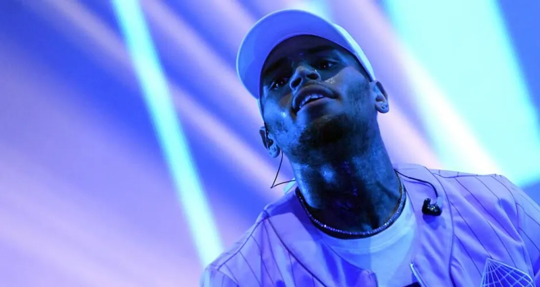 Un documentaire sur Chris Brown donne la parole à une accusatrice