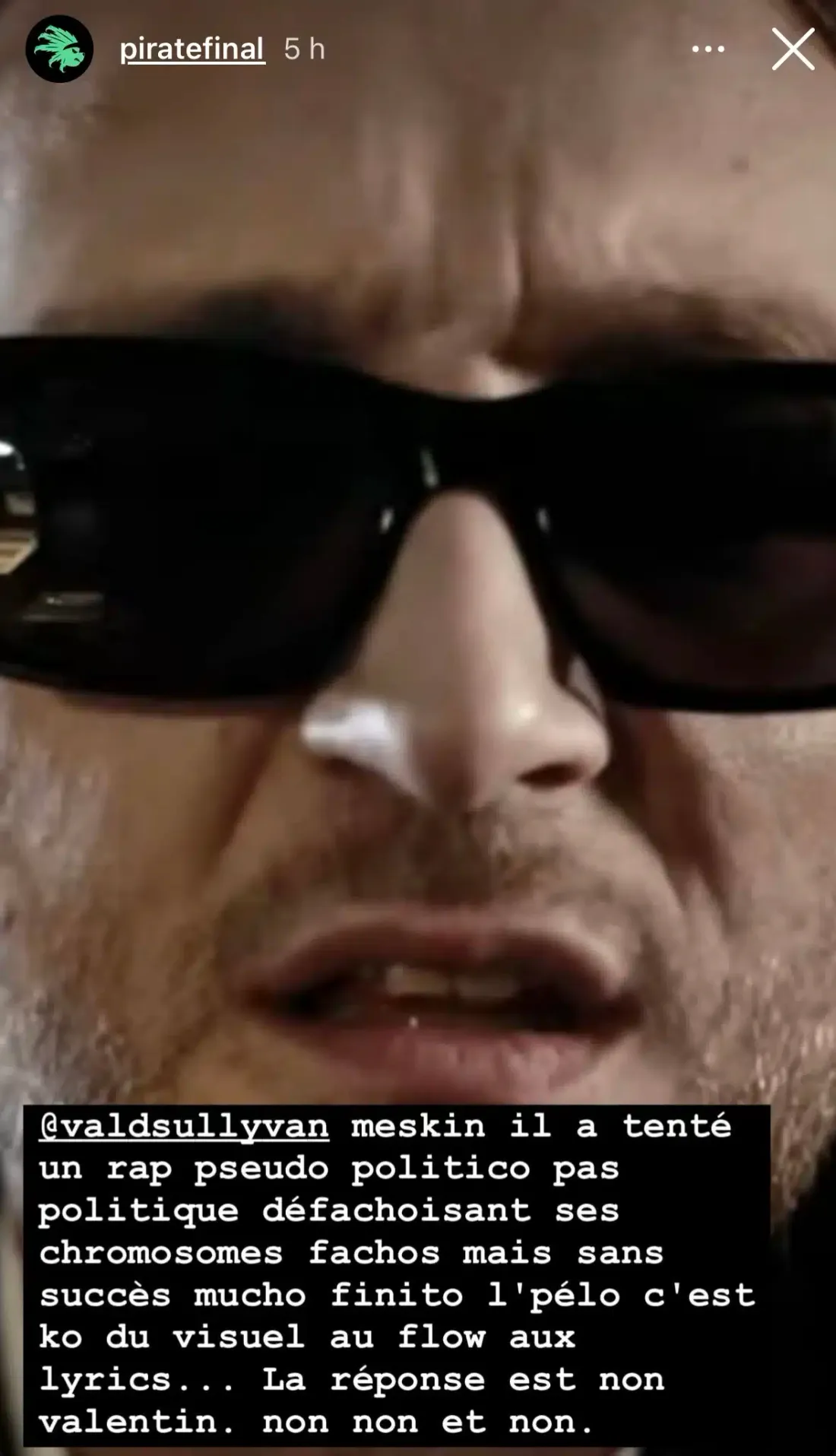 Tensions dans le rap français: Booba s'en prend à Vald sur les réseaux