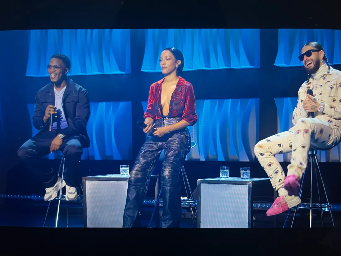 Shay choque les internautes sur Netflix avec sa tenue transparente :