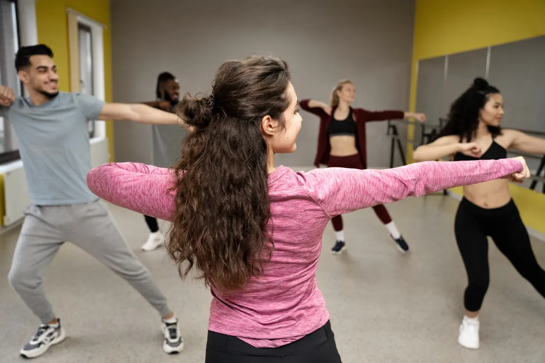 Danse fitness : sculptez votre corps en rythme !