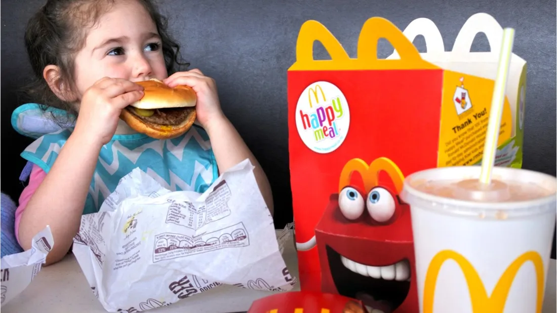 Scandale au McDonald's : une vapoteuse retrouvée dans le repas d'un enfant !