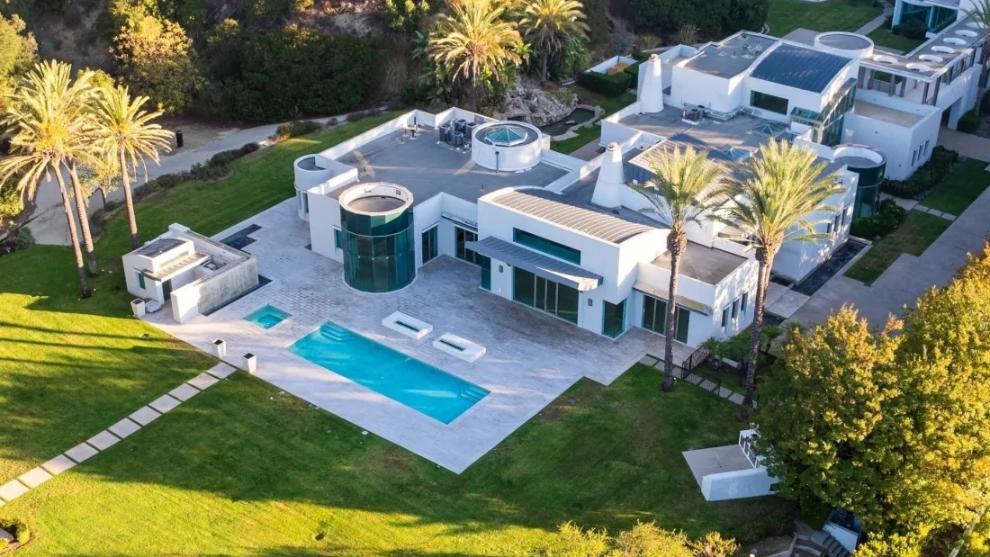 Kanye West investit dans une somptueuse villa à Beverly Hills