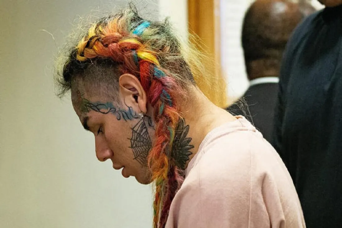 6ix9ine hospitalisé en urgence après une agression très violente filmée ! (VIDÉO)