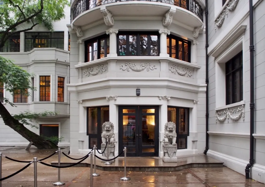 Prada et Wong Kar Wai lancent un restaurant de luxe à Shanghai