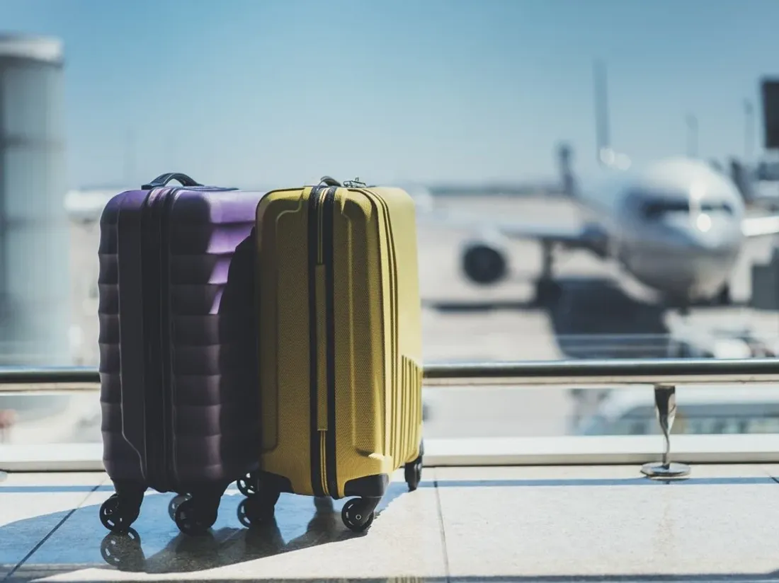 TIPS : comment récupérer vos bagages en premier à l'aéroport cet été?