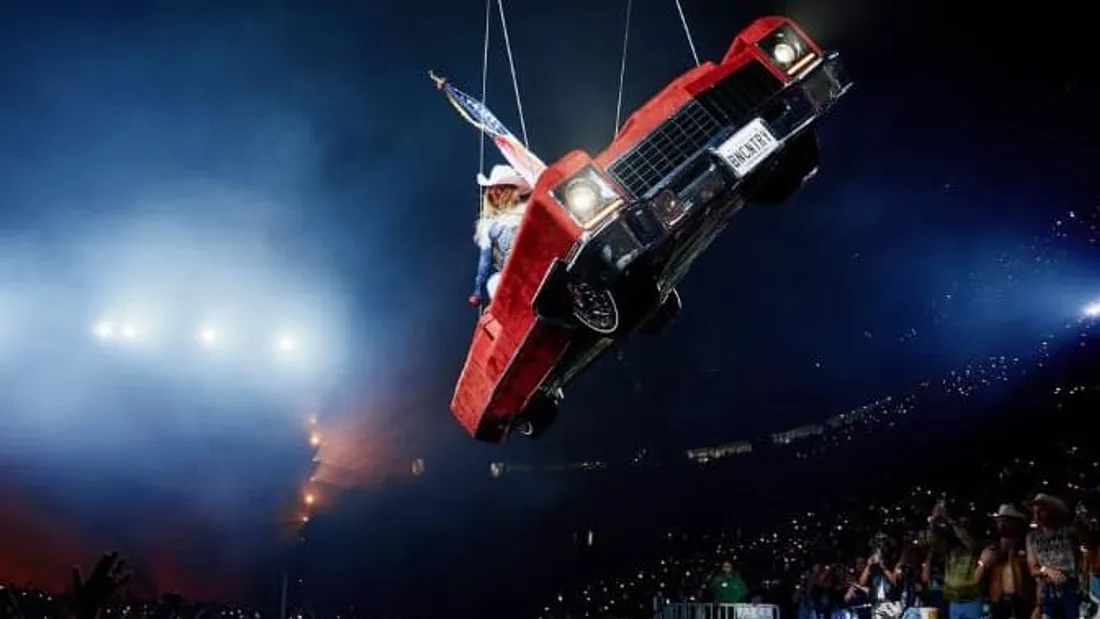 La voiture volante de Beyoncé tombe en plein show : son équipe raconte ce qu’il s’est passé