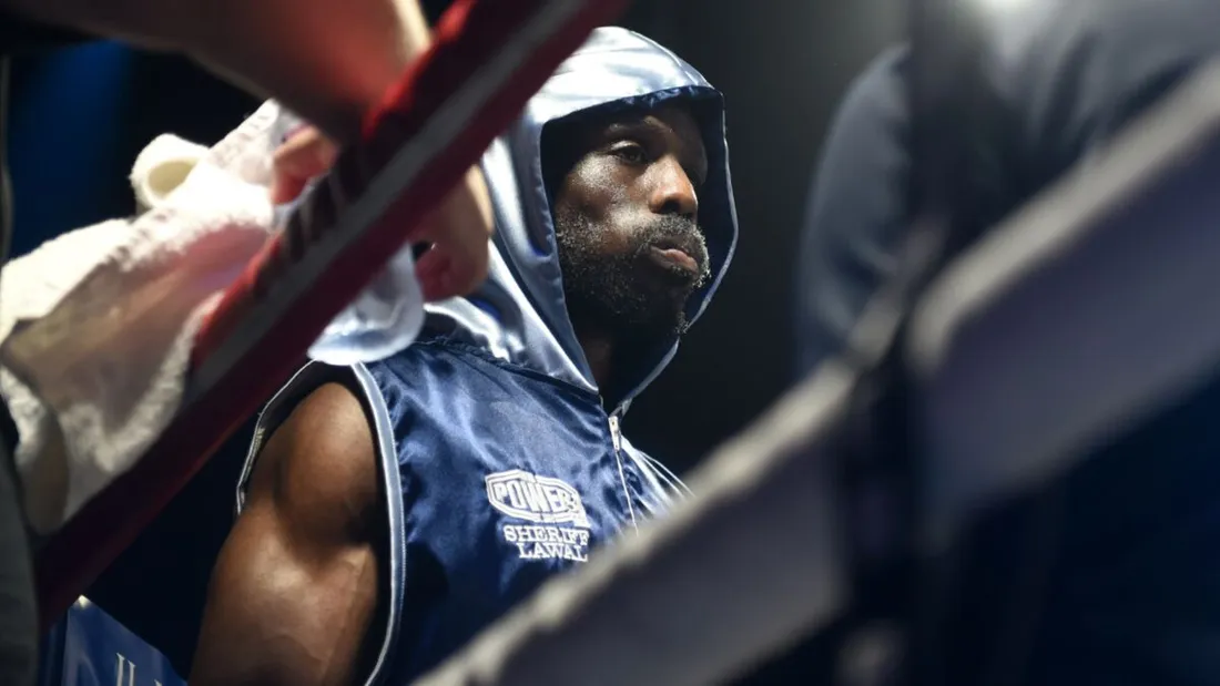 Un boxeur de 29 ans décède lors de son premier match pro !