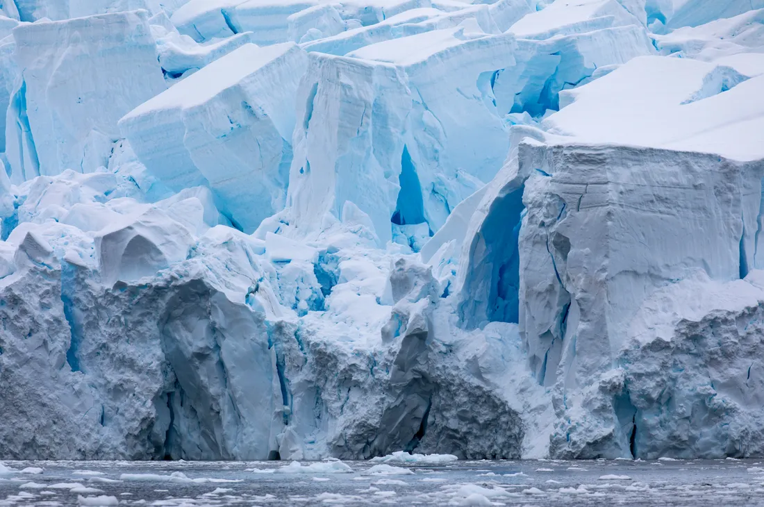Les conséquences du détachement du plus grand iceberg du monde inquiètent 