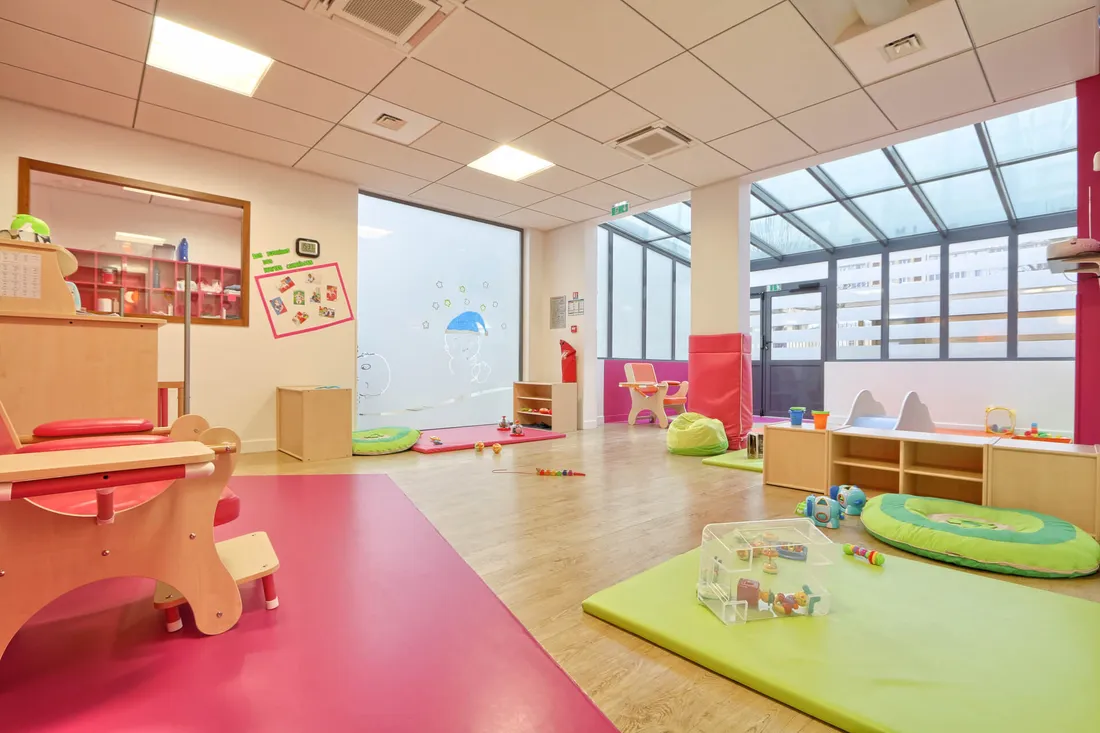 Enquête sur un cas troublant d'agression sexuelle sur un bébé à la crèche de Champigny-sur-Marne