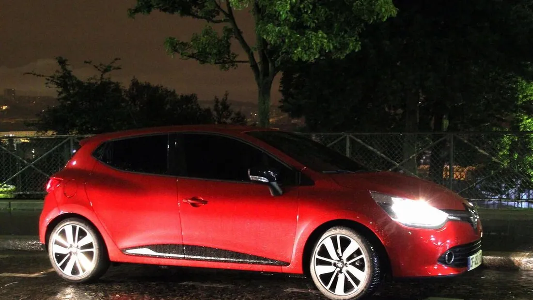 Face à la hausse des vols de voitures en 2023, comment bien protéger sa voiture ?