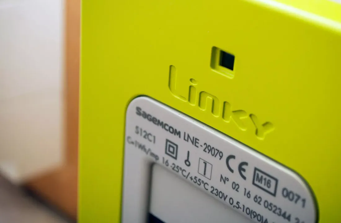 Linky : votre compteur électrique vous espionne-t-il vraiment avec une caméra?