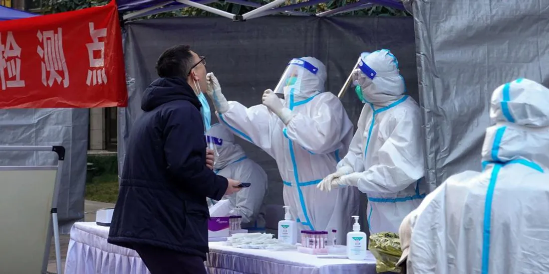 Covid-19 : le nouveau variant BF.7 inquiète de plus en plus !