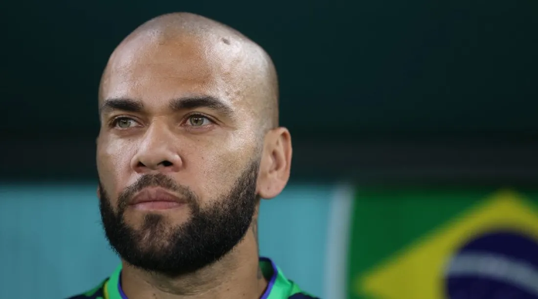  Dani Alves : traitement de faveur pour le footballeur en prison