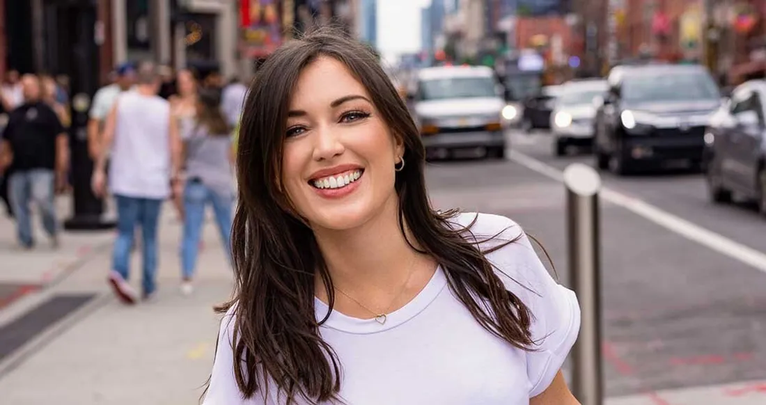 Elsa Esnoult en larmes pour Cyril Hanouna sur TPMP