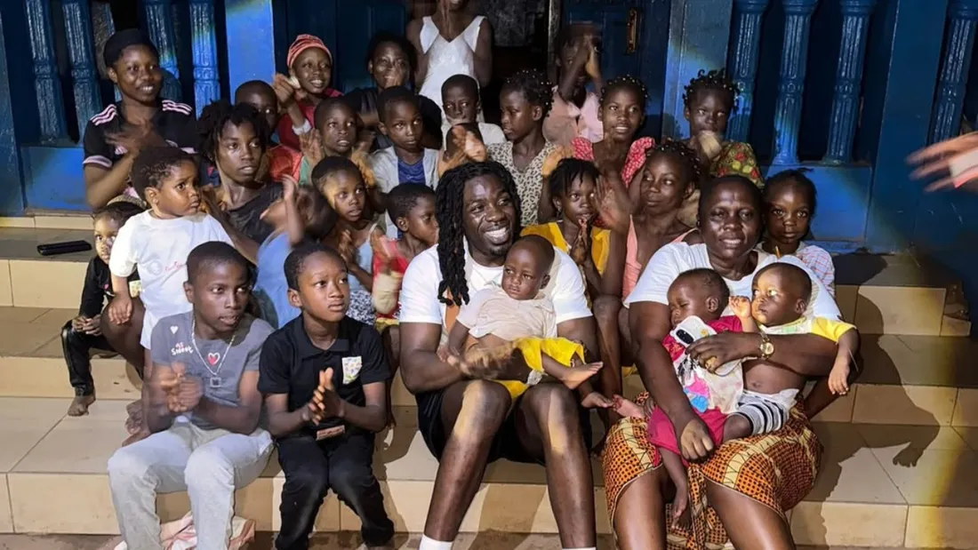 Gazo en Guinée : l'étoile du rap s'illumine de générosité et de solidarité