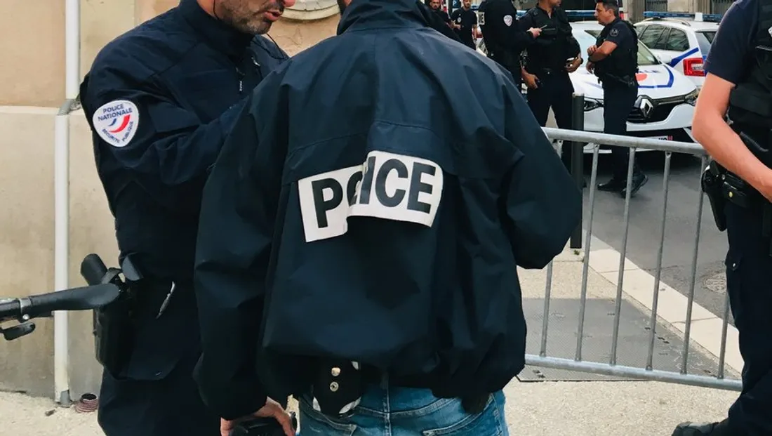 Agression violente à Nîmes : Suspect interpellé et enquête en cours