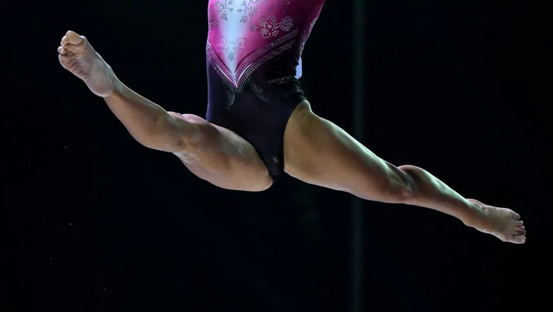 Indignation en ligne : une gymnaste exclue de la médaille car elle est noire ! [VIDÉO]