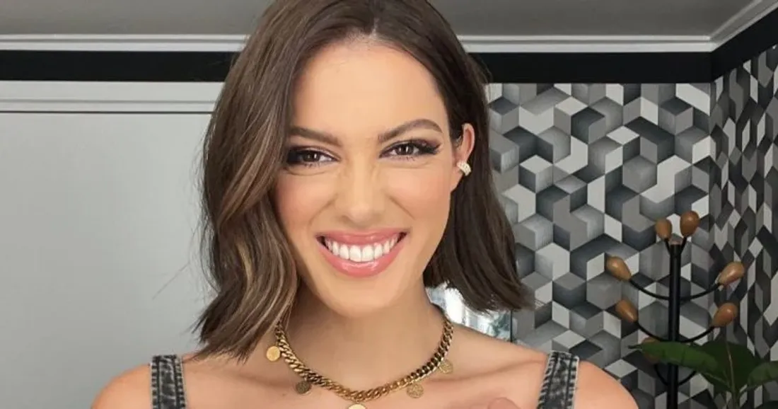 Iris Mittenaere la Miss Univers 2016 fait monter la température en bikini