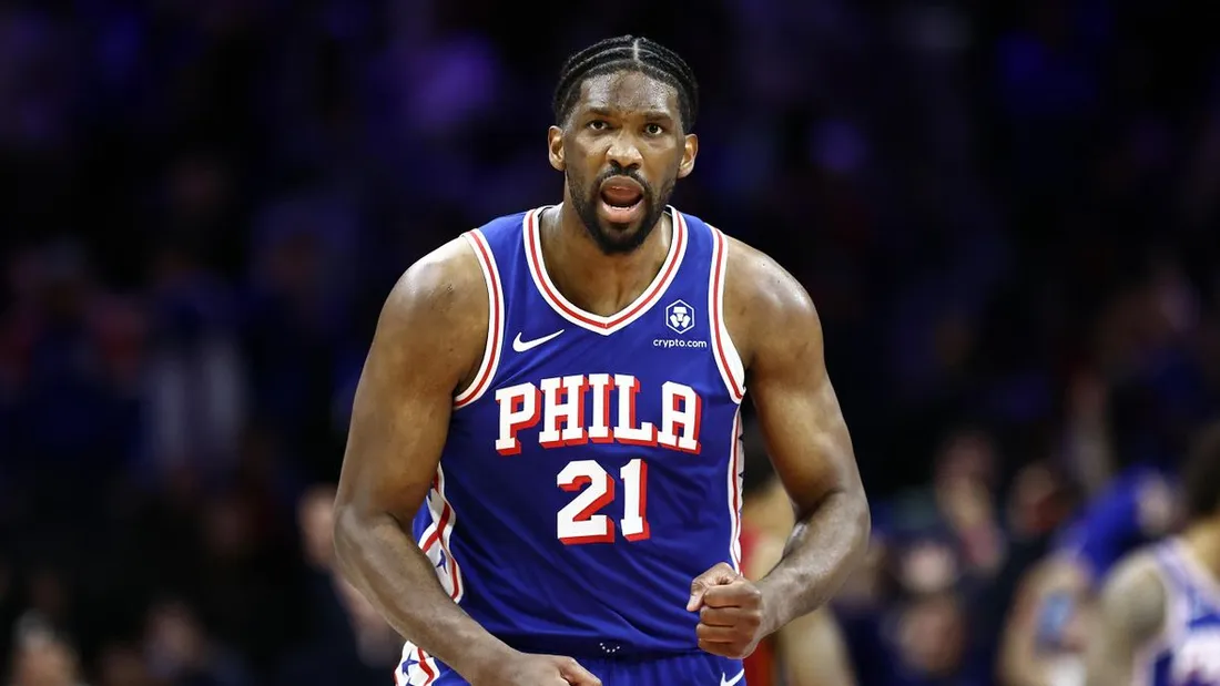 Joël Embiid a envoyé une lettre à Emmanuel Macron !