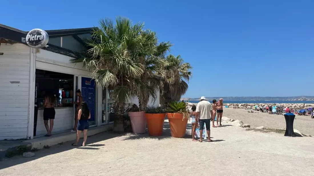 Conflit sur la plage Marseillaise : la ville s'oppose à la paillote de Kevin Guedj