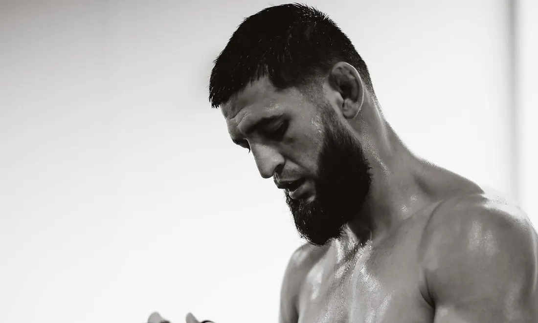 Khamzat Chimaev combat un ligre pendant un entraînement !