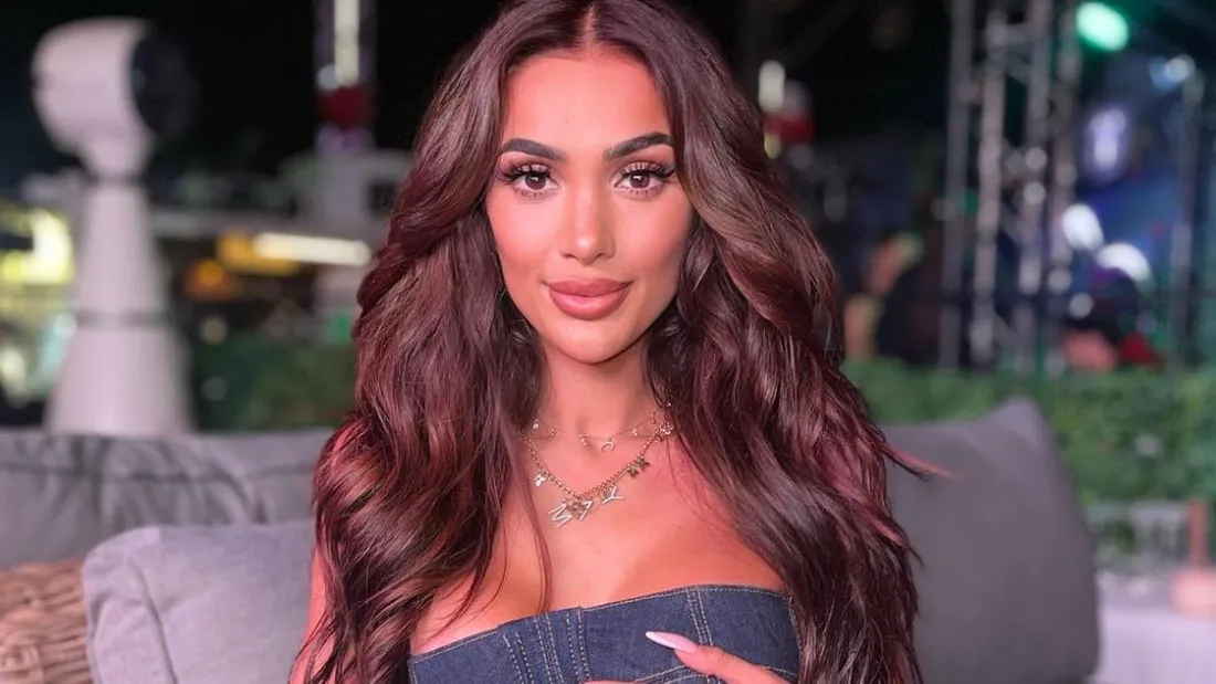 &quot;On ne l&#x27;a reconnait pas&quot;, Maïssane post une photo d&#x27;elle avant la chirurgie !