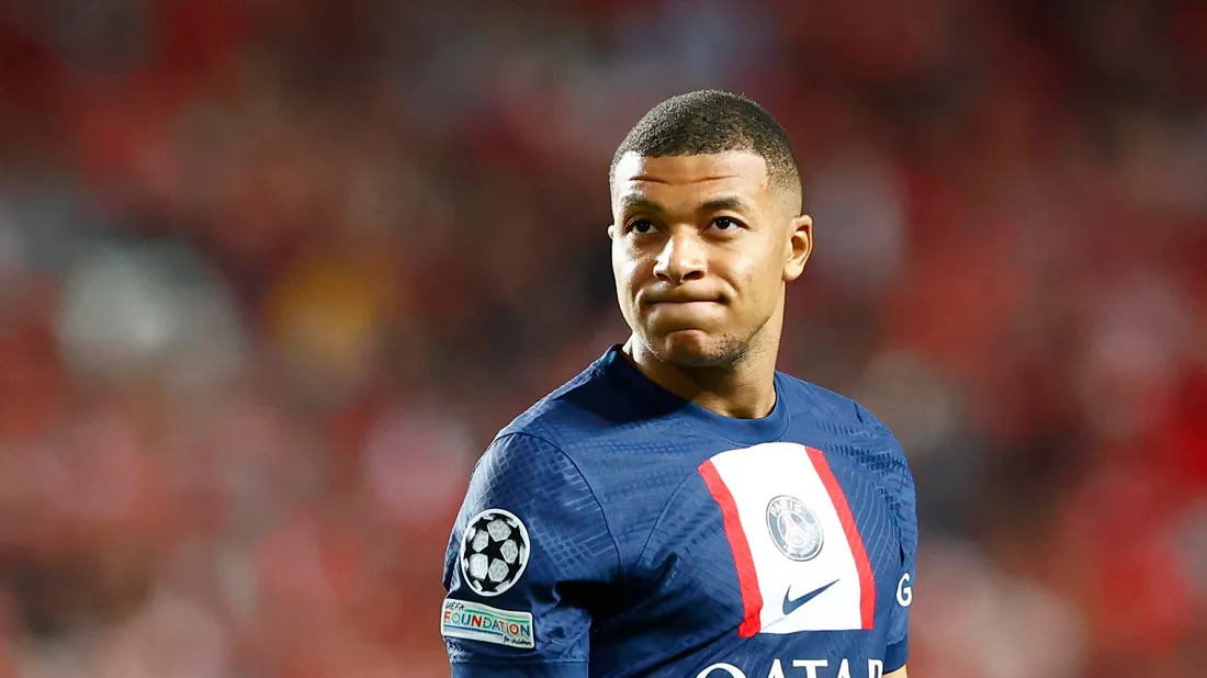 Une musique érotique entendu pendant le match Bayern PSG  sur Canal + 