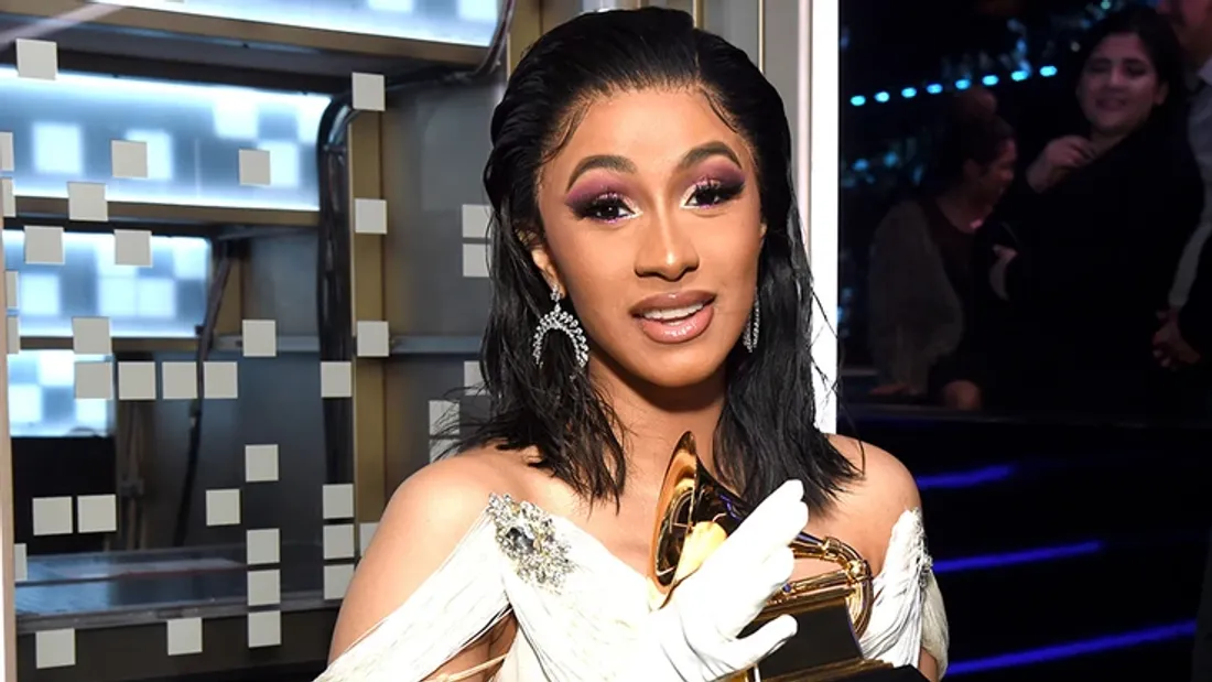 La tenue de Cardi B fait sensation lors de l'anniversaire d'Offset