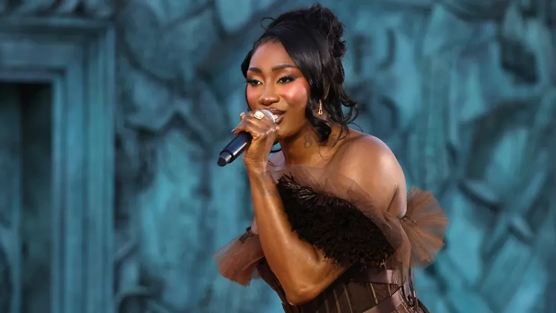 Aya Nakamura, du micro à la caméra : une future étoile du cinéma ?