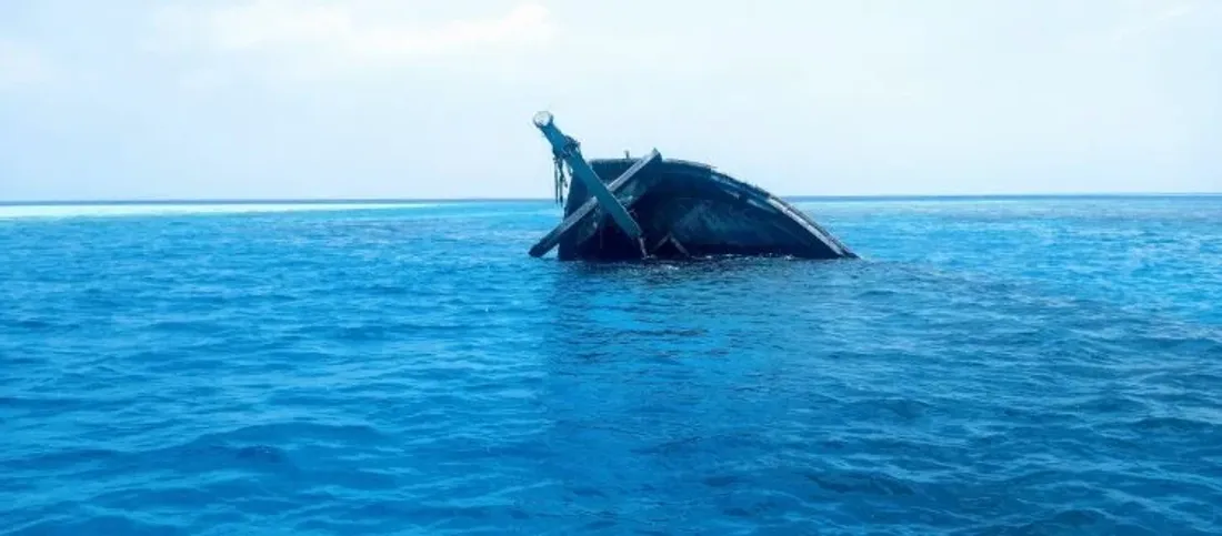 24 jours perdu en mer : il survit en mangeant du ketchup !