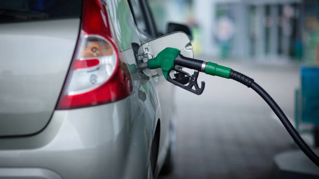 Enfin une baisse des prix du carburant : décryptage d'un ralentissement attendu