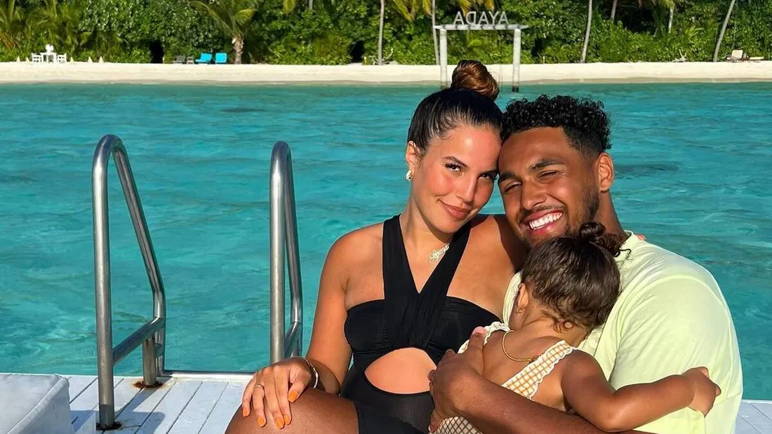 Kenza Poupette règle ses comptes dans TPMP