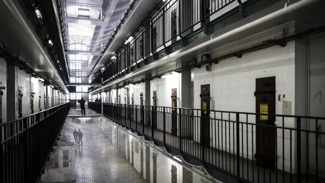 Fresnes : Un drone se pose et livre de la drogue et des téléphones dans la prison