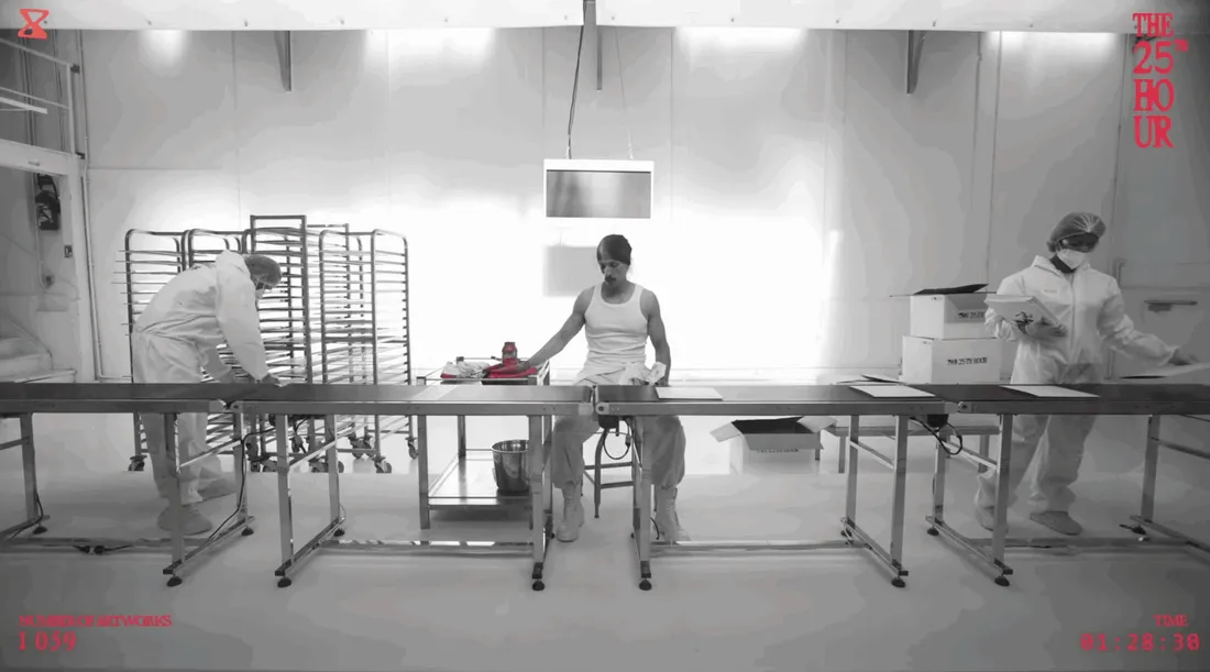 Rilès pousse ses limites en signant 20 000 pochettes d’album sans s’arrêter