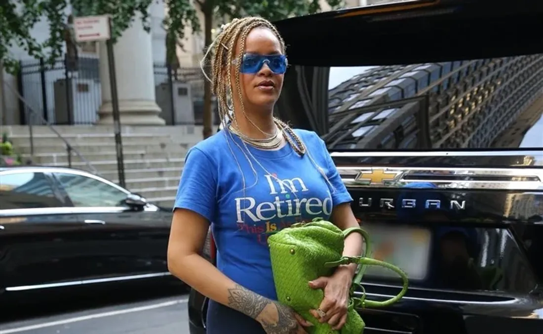 En 2024, sans rien sortir, Rihanna vend 1 million d'albums aux États-Unis