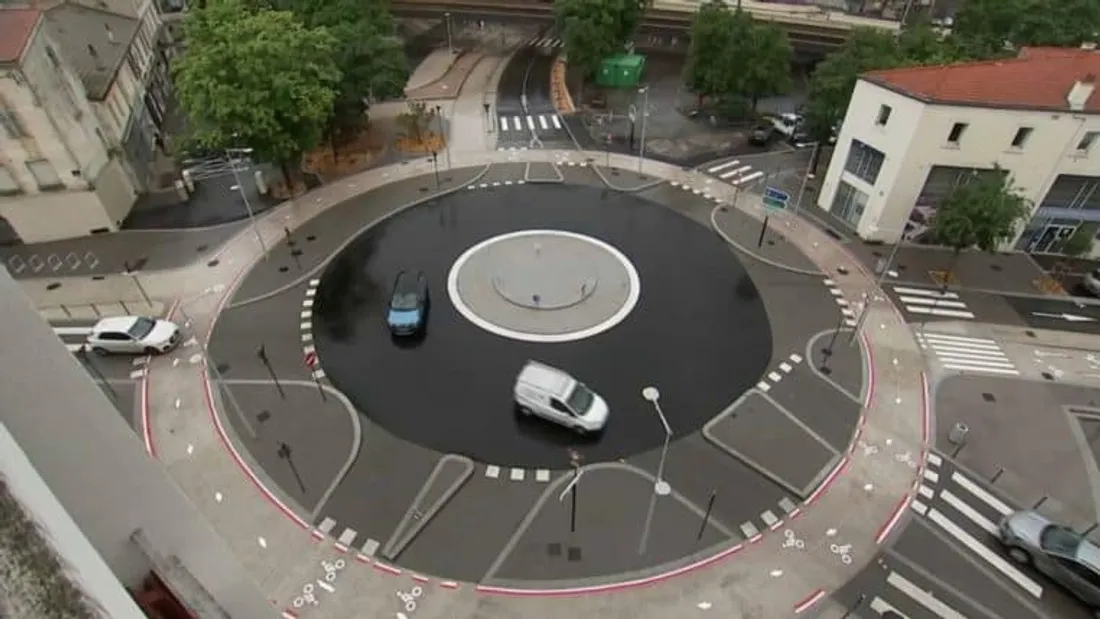 Le rond-point nouvelle génération débarque en France !