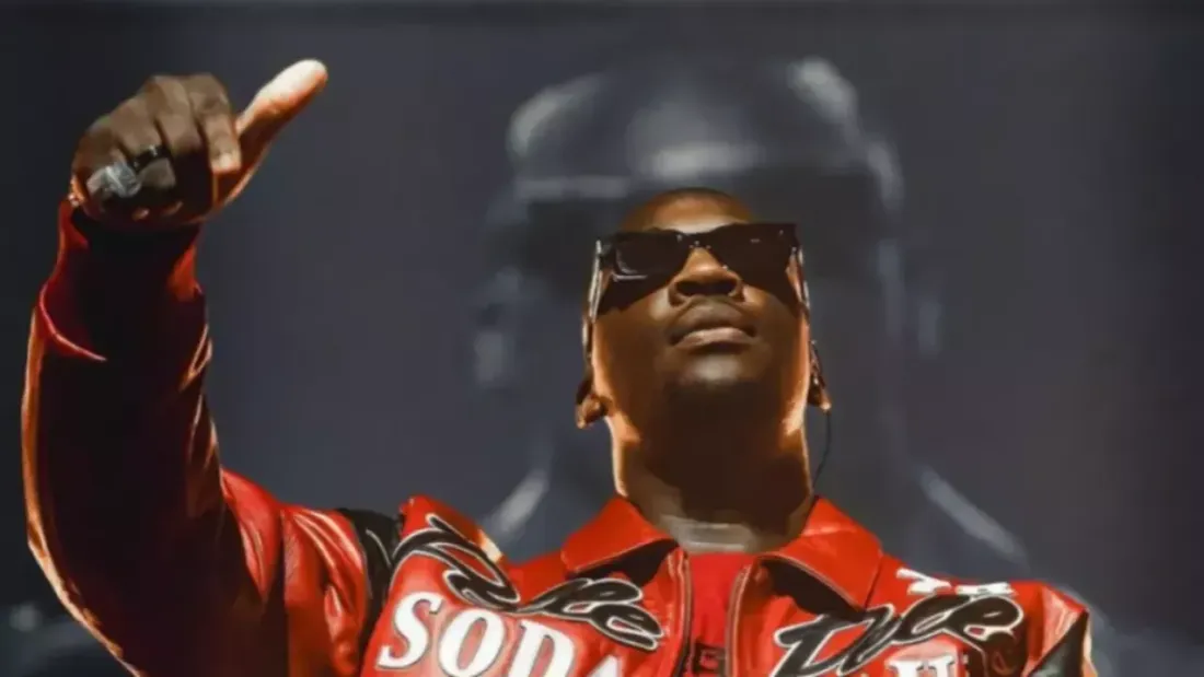 SDM, le rappeur au grand cœur : distribution de maillots du PSG à Clamart